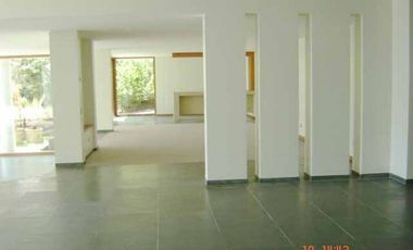 Casa en arriendo de 3 dorm. en Lo Barnechea