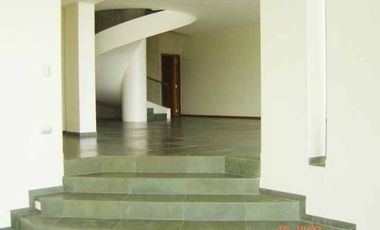 Casa en arriendo de 3 dorm. en Lo Barnechea