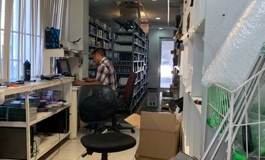 Oficina en Renta frente a la estación del metro Eloy Cavazos