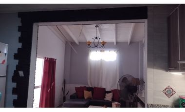 ESQUIRO 1652 entre Lavadero y Vogel