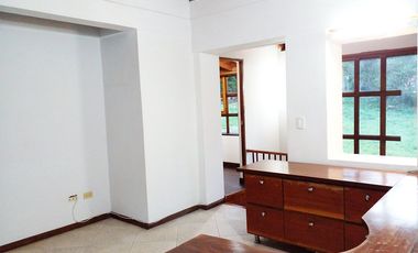 PR14778 Venta de casa en el sector Las Lomitas