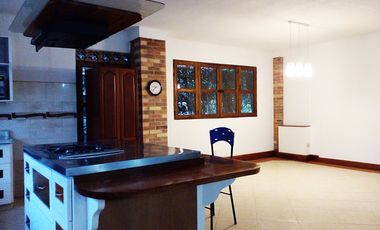 PR14778 Venta de casa en el sector Las Lomitas