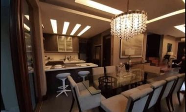 5 Bedrooms HOUSE and LOT FOR SALE in Ayala Ferndale Homes, Quezon City