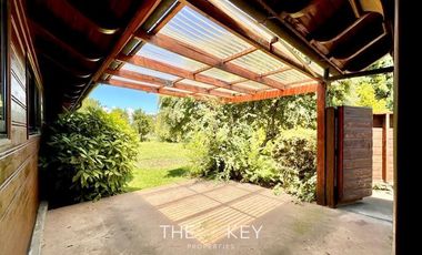 Casa en venta de 5 dorm. en Villarrica