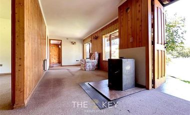 Casa en venta de 5 dorm. en Villarrica