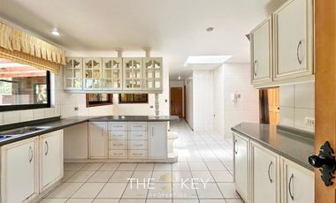 Casa en venta de 5 dorm. en Villarrica