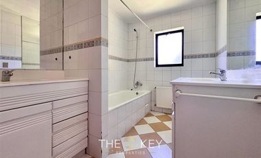 Casa en venta de 5 dorm. en Villarrica