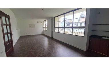 Se alquila casa comercial en San Francisco de 1000 mts $6500