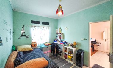 Rumah 5 Kamar Tidur SHM 10 Menit ke Gerbang Tol Serpong J-49411