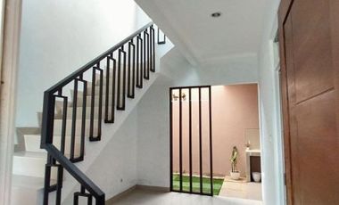 Cluster mewah cantik nuansa villa Ready stock 2LT 800JTAN dkt UNPAD