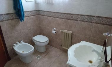 EXCELENTE OPORTUNIDAD CASA EN VENTA EN MAR DEL PLATA