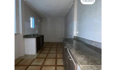 SE VENDE CASA DUPLEX EN RESIDENCIAL FLORES - VILLA DE LAS ACACIAS