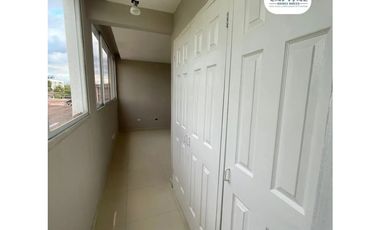 SE VENDE CASA DUPLEX EN RESIDENCIAL FLORES - VILLA DE LAS ACACIAS