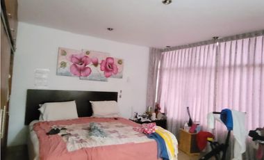 VENTA DE CASA DE 3 PISOS EN CONDOMINIO SOL DE PIMENTEL