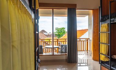 Rental - High-Potential Hostel + Cafe Business Opportunity in Batu Mejan, Canggu