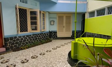 Rumah Mainroad di Sayap Cipaganti Cocok untuk Usaha seperti Cafe dll