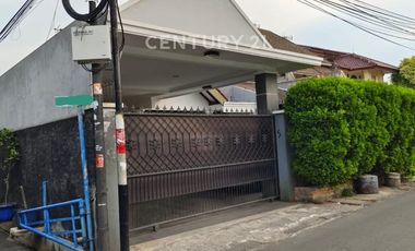 Rumah Tinggal Cocok Untuk Tempat Usaha Di Matraman Jakarta R2285