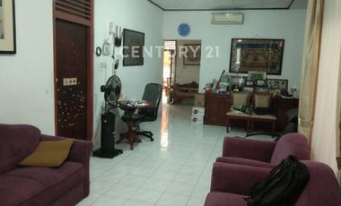 Rumah Tinggal Cocok Untuk Tempat Usaha Di Matraman Jakarta R2285