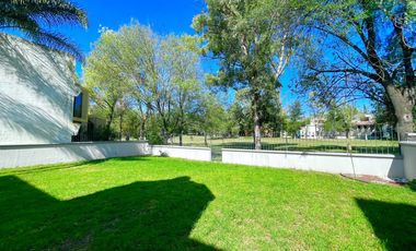 NORTE EN PULGAS PANDAS SUR MODERNA Y CON EXCELENTE VISTA A GREEN