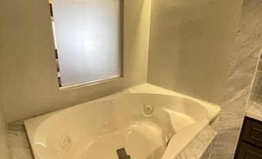 NORTE EN PULGAS PANDAS SUR MODERNA Y CON EXCELENTE VISTA A GREEN