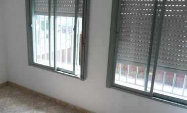 Monoambiente en Alquiler, San Miguel, Buenos Aires