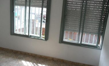 Monoambiente en Alquiler, San Miguel, Buenos Aires
