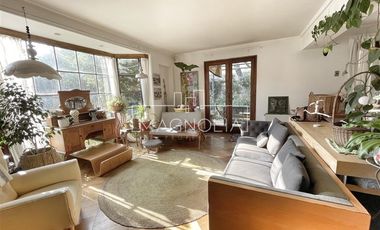 Casa en estilo ingles de 5 dorm. en Providencia
