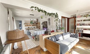 Casa en estilo ingles de 5 dorm. en Providencia