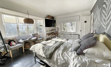 Casa en estilo ingles de 5 dorm. en Providencia