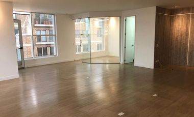 oficina en arriendo en cabrera. Cod A4467