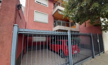 OPORTUNIDAD 2 Dor, baño suite y Balcon terraza con Asador y Cochera- Barrio Cofico