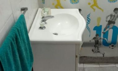 Casa PH en venta en Sarandi Oeste