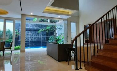 DIJUAL RUMAH MODERN MEWAH di GEDUNG HIJAU, PONDOK INDAH, JAKSEL