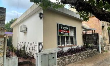 Casa PH en venta en Moron Centro