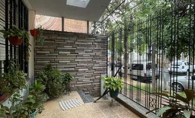 Casa PH en venta en Moron Centro