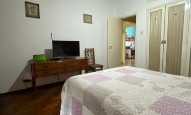 Casa PH en venta en Moron Centro