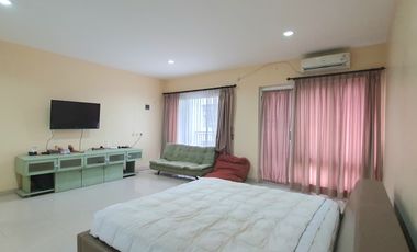 Rumah Kelapa Lilin, Kelapa Gading, Jakarta Utara