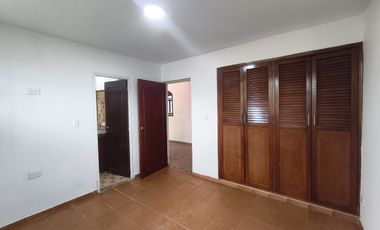 casa en venta en lomita nueva. Cod V28950