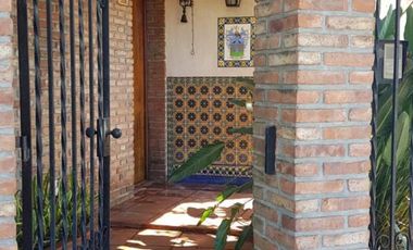 Excelente casa 5 ambientes Detalles de estilo, muy luminosa