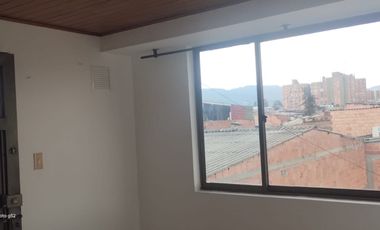 apartamento en arriendo en el verbenal-usaquén. Cod A26771