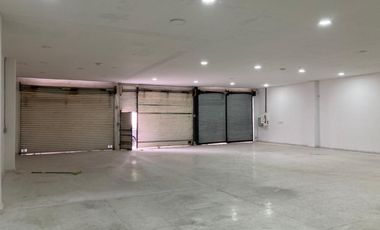 local en arriendo en cruz de mayo. Cod A105266