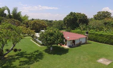 finca en venta en via a potrerito. Cod V795