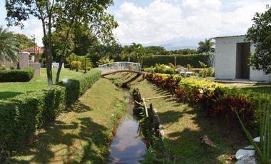 finca en venta en via a potrerito. Cod V795