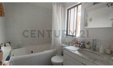 VENDO AMPLIA CASA SECTOR SUR COVIEFI