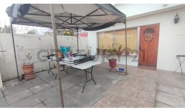 VENDO AMPLIA CASA SECTOR SUR COVIEFI