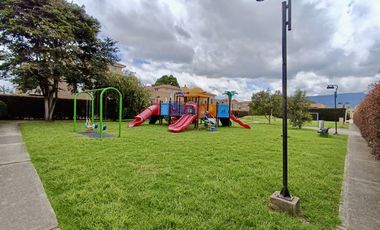 casa en arriendo en la balsa. Cod A5908