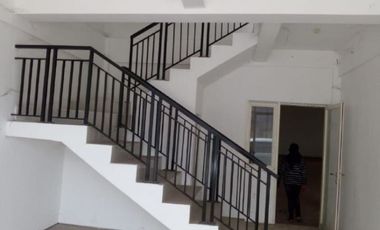 Gudang di pergudangan Driyorejo baru gress