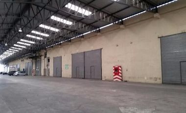 Duran: Alquilo Bodega 1.200 m², Ubicada en Complejo Industrial