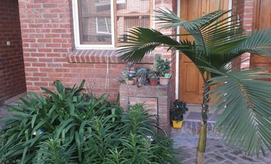 Impecable Triplex En Barrio Cerrado