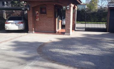 Impecable Triplex En Barrio Cerrado